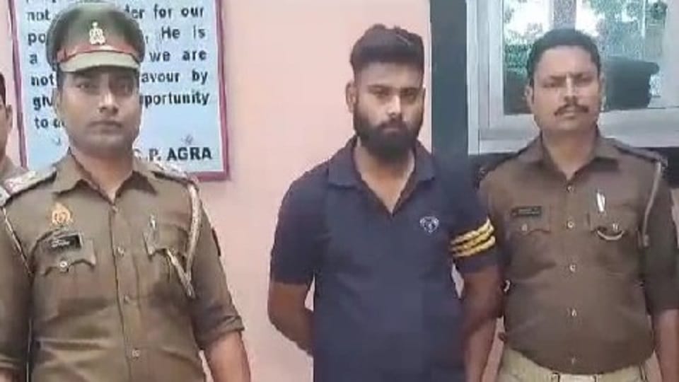 Software engineer become cyber thug after not getting job arrested by agra police