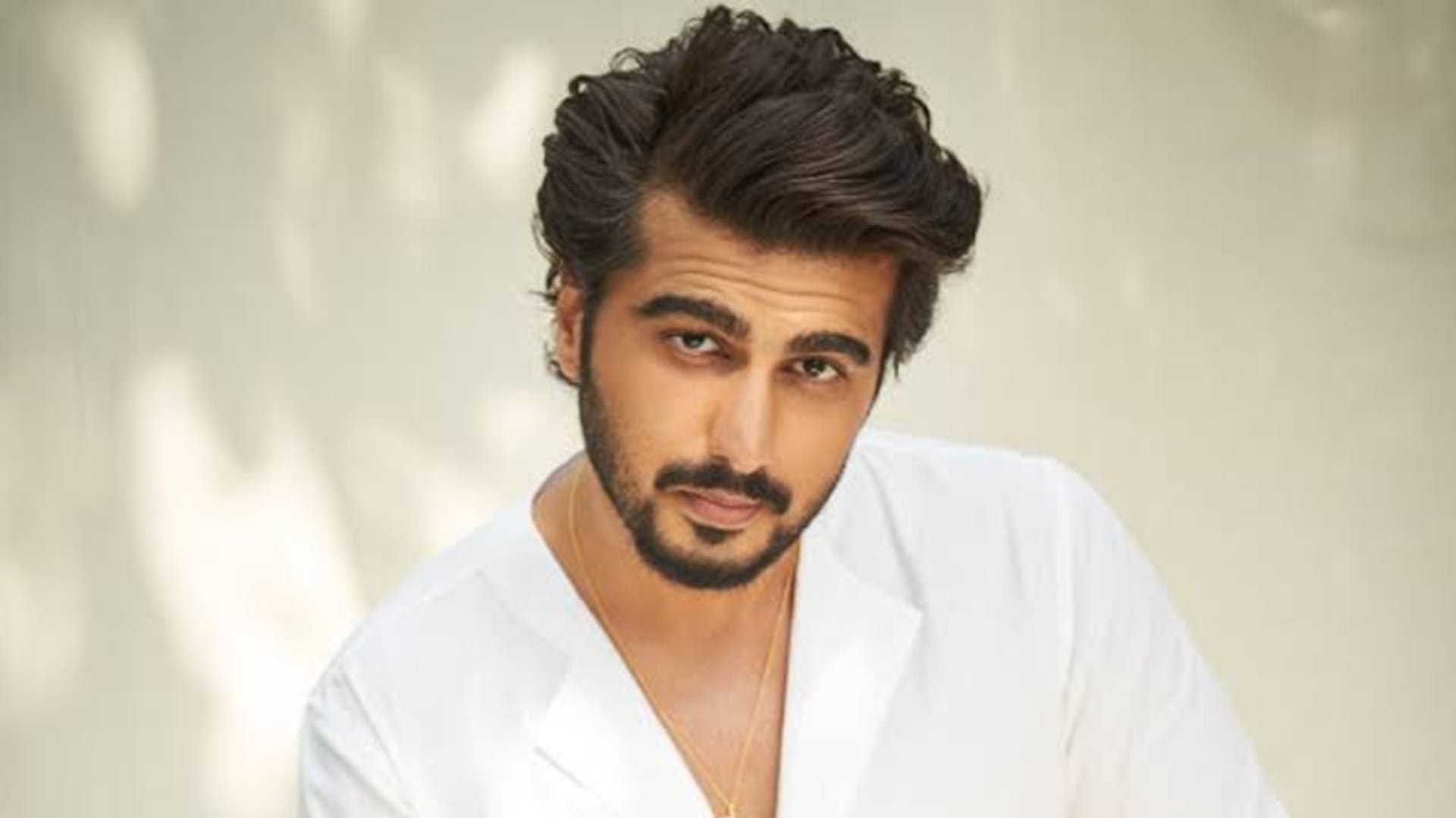 Arjun kapoor praised Bade miyan chote miyan trailer said can't wait to watch it on Big screen
