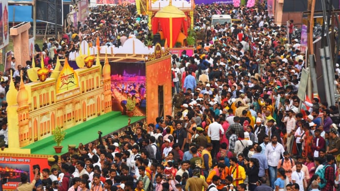 Ayodhya News: 14 Lakhs of steps walked on Kosi Parikrama Path