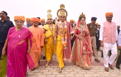 अयोध्या में 22 लाख 23 हजार दीये जलाने का बना वर्ल्‍ड रिकॉर्ड, देखिए मनमोहक तस्‍वीरें