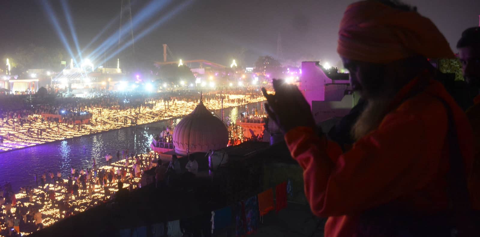 Pics of Ayodhya Deepotsav 2023.
