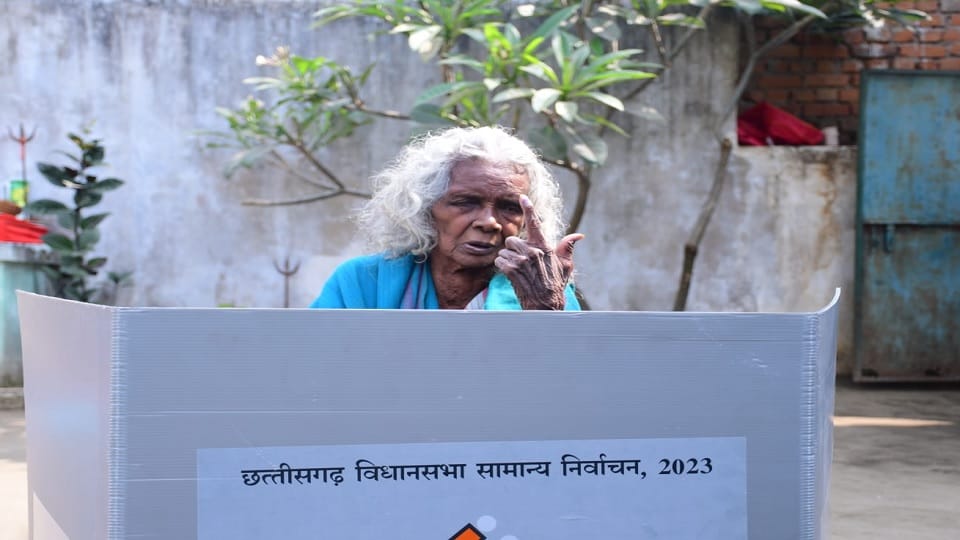 Chhattisgarh Election 2023 Voters above 80 years of age and disabled voters voted from home
