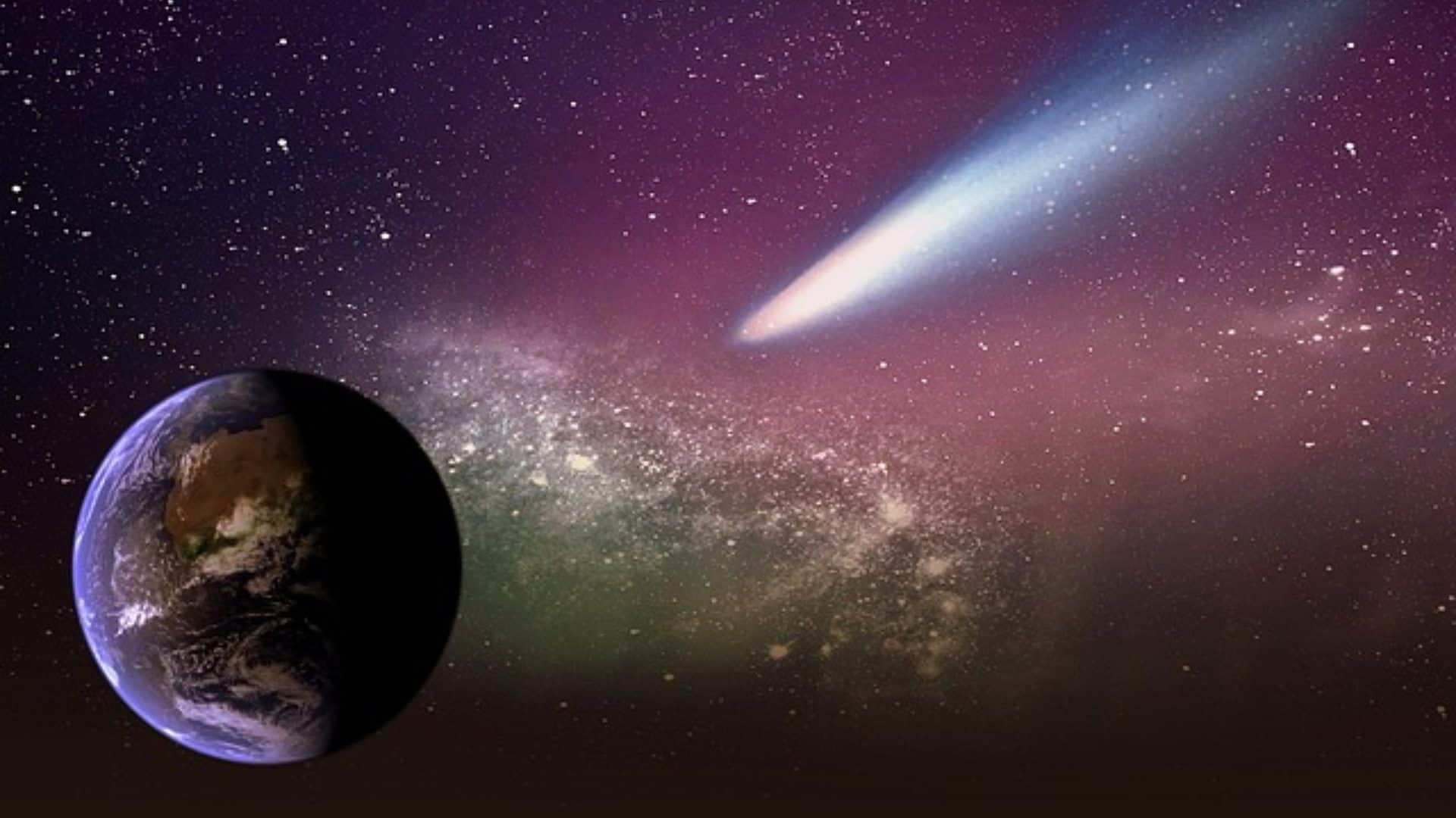 Volcanic 'devil comet' racing toward Earth resprouts its horns after erupting again