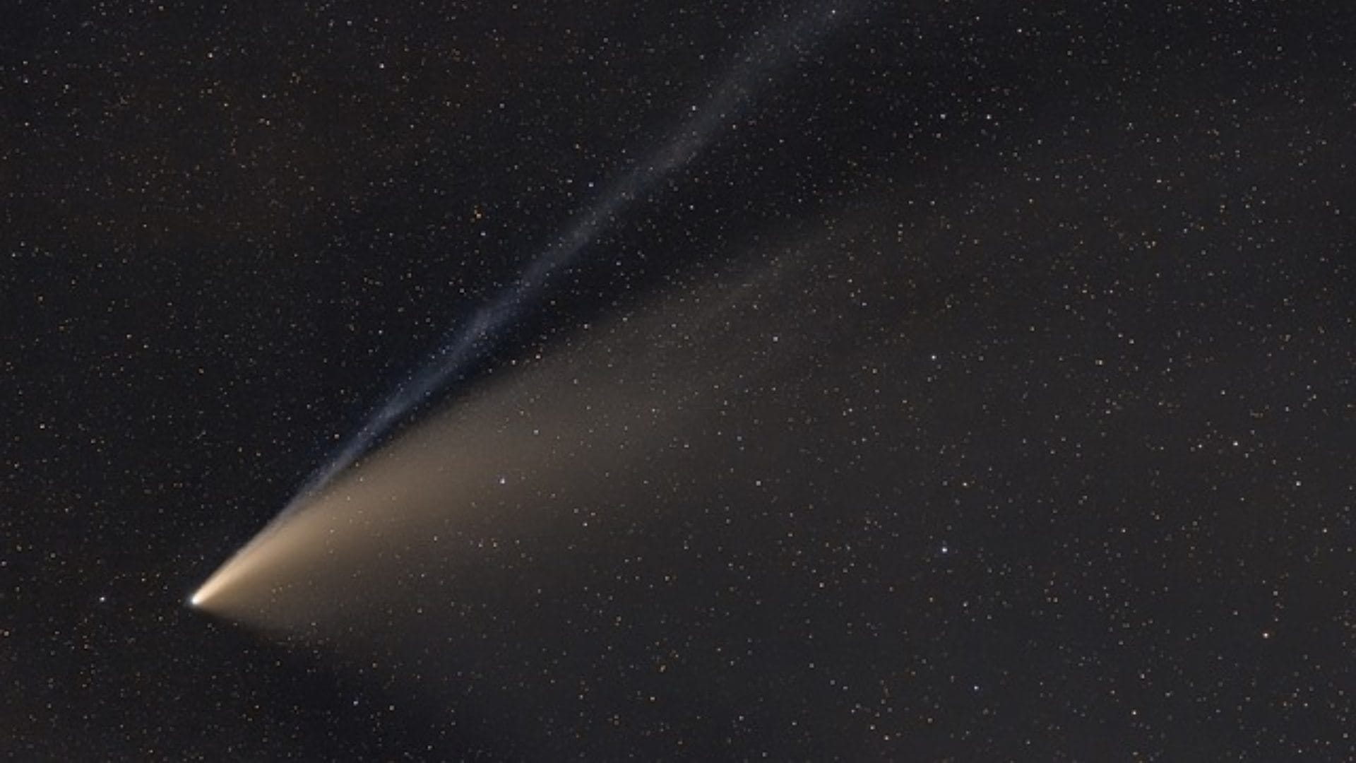 Devil Comet: Science News Mount Everest Sized Devil Comet Hurtling In Earth Is there any danger to the earth?