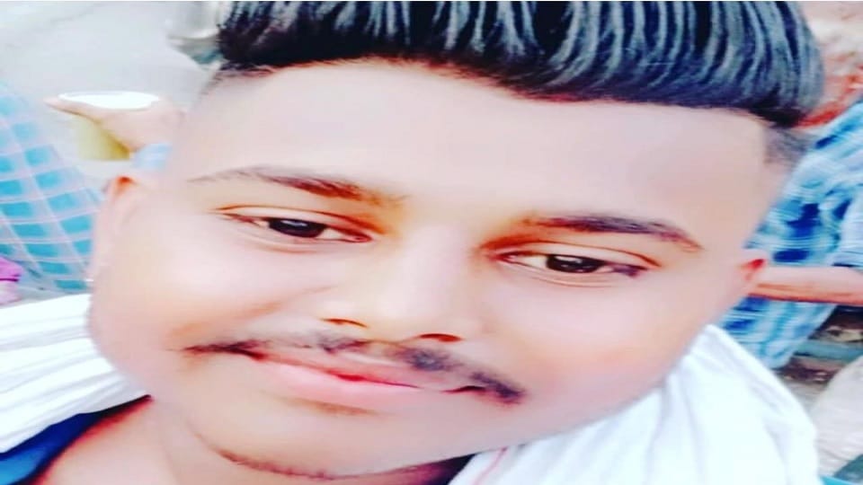 Two bikes collide in Karnal on Diwali, only son dies in road accident