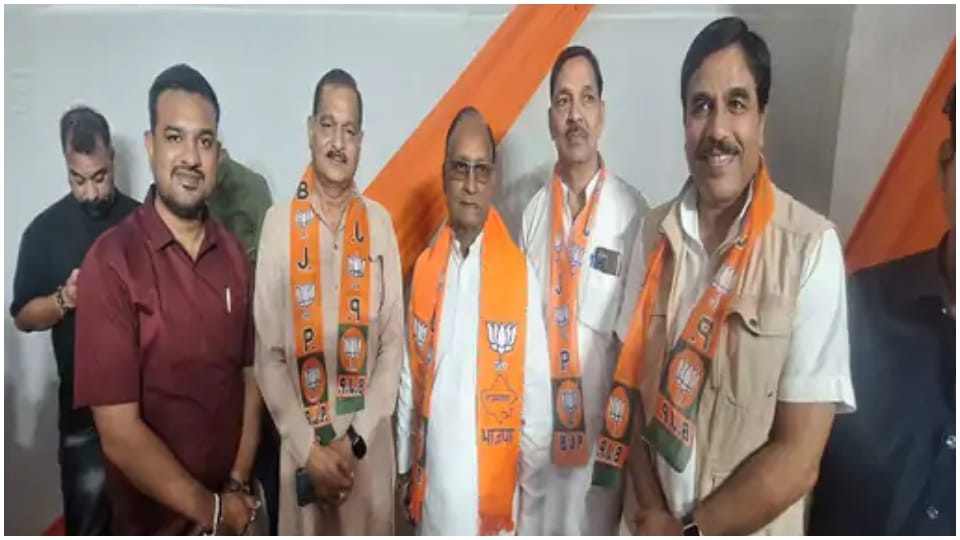 Rajasthan Election 2023 Two Congress leaders including former minister Ram Gopal Bairwa join BJP