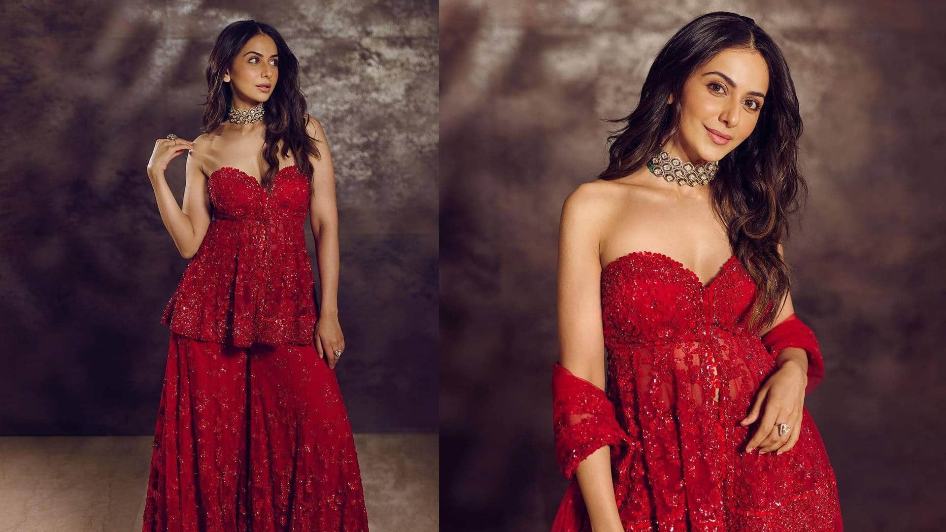 Diwali 2023 stars looks kriti sanon ananya panday Rakul Preet janhvi kapoor madhoori dixit vicky kaushal arjun