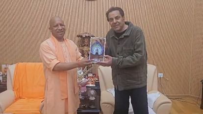 Film actor Dharmendra meets to CM Yogi Adityanath.