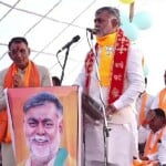 सभा को संबोधित करते भाजपा नेता प्रह्लाद पटेल
