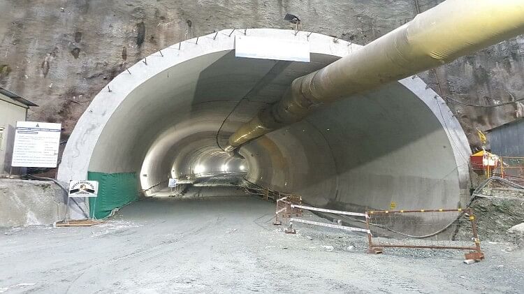 Landslide in Uttarkashi tunnel under construction on yamunotri national highway many workers trapped