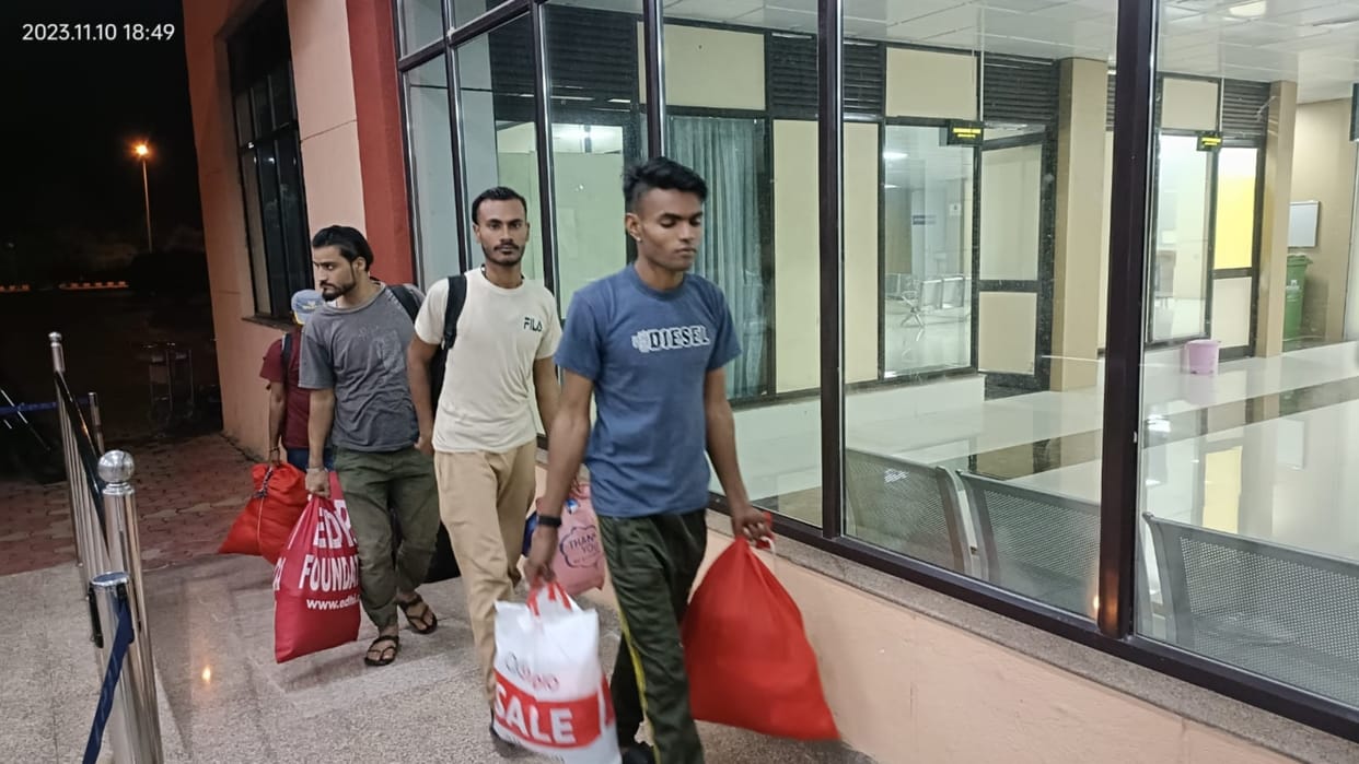 Pakistan releases 92 Indian fishermen before Diwali