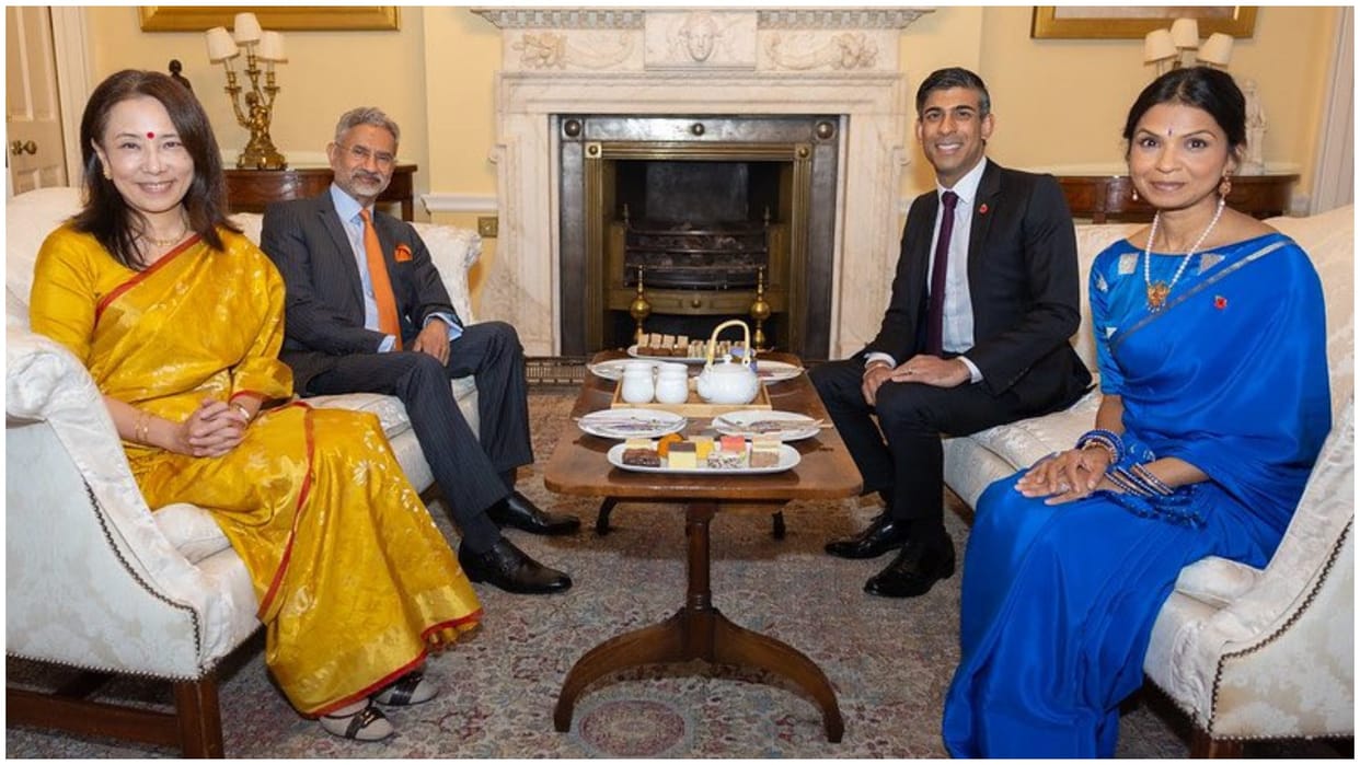 Jaishankar Kyoko called on UK PM Rishi Sunak and his wife Akshata Murty at 10 Downing Street on Diwali