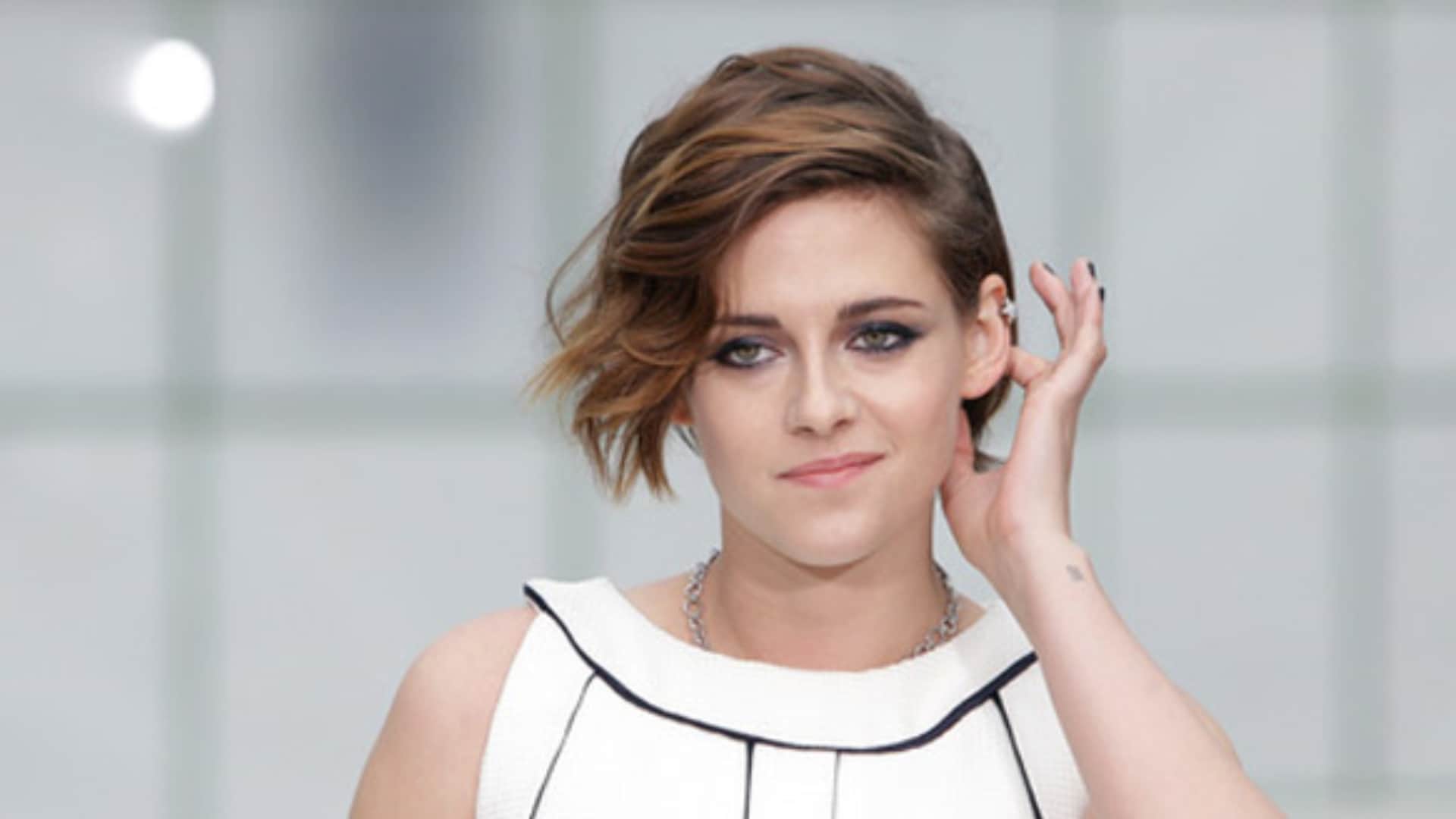 These Hollywood celebs likes Bollywood Kristen Stewart Julia Roberts Daniel Radcliffe sylvester stallone