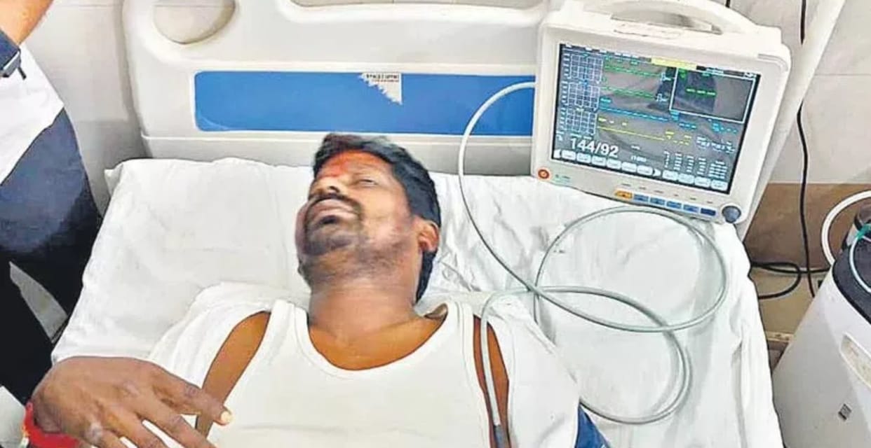 telangana assembly election stone attack on brs mla injured in stone pelting