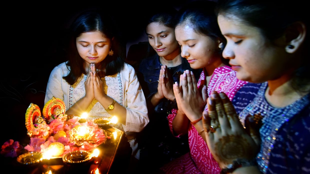 Diwali 2023: Lord Ganesha worshiped with Mahalakshmi