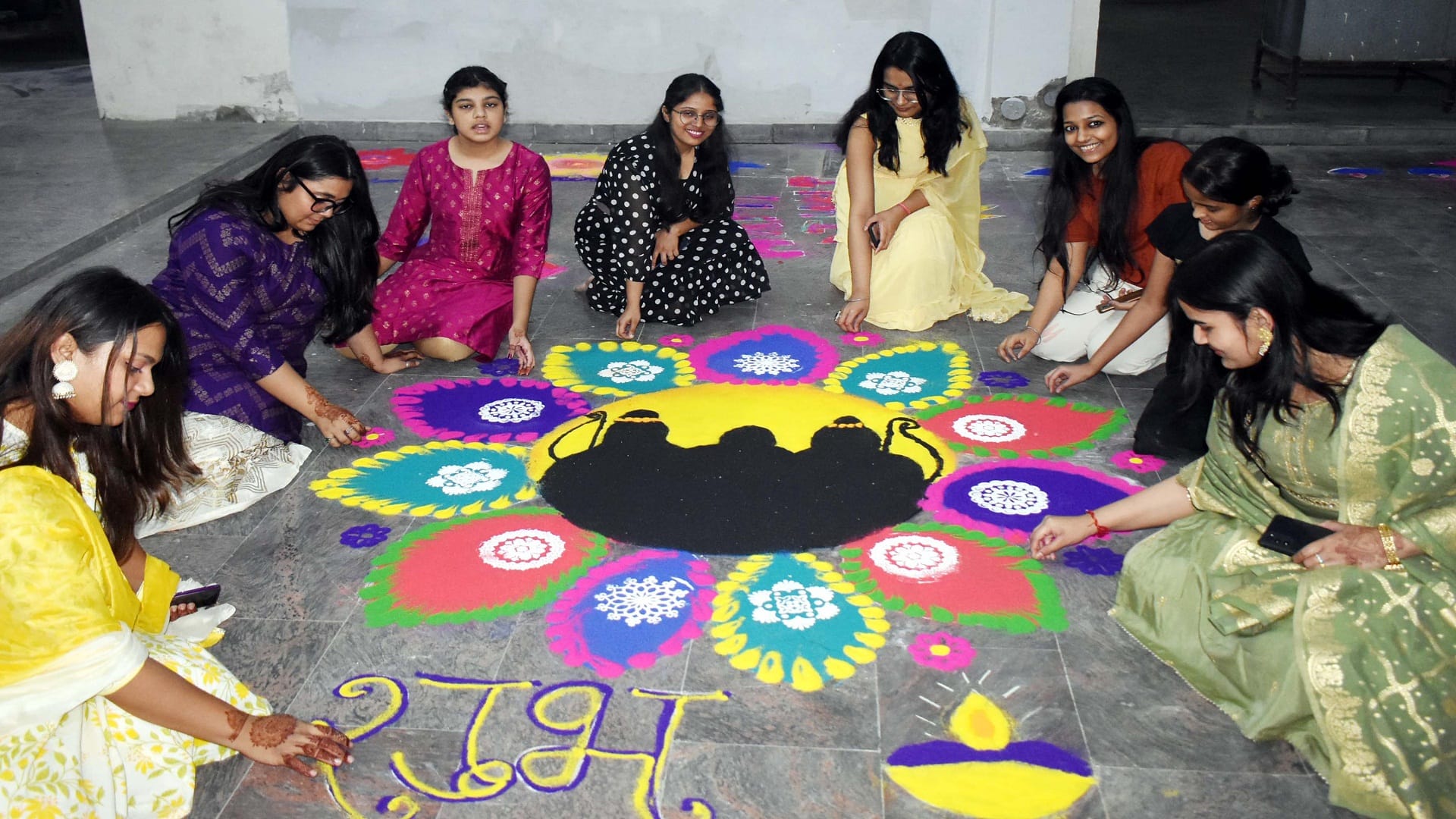 Diwali 2018: Gaza ceasefire message lit up with light at Sangam