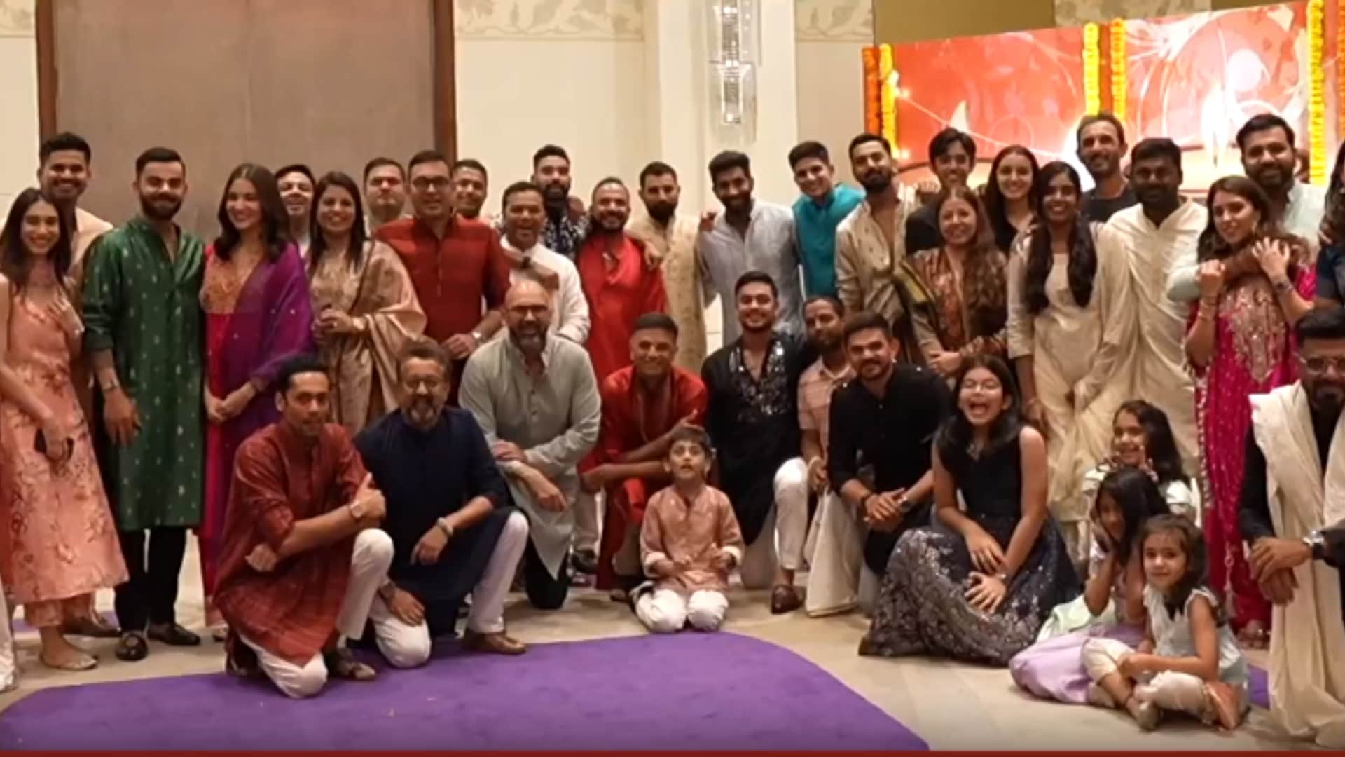 VIDEO: Indian players united in Diwali party with wives and children, Virat Anushka Rohit Ritika Photo WC 2023