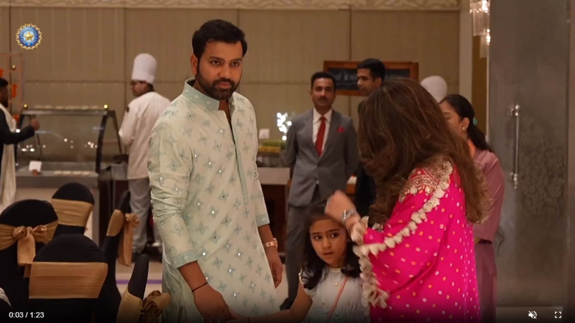 VIDEO: Indian players united in Diwali party with wives and children, Virat Anushka Rohit Ritika Photo WC 2023