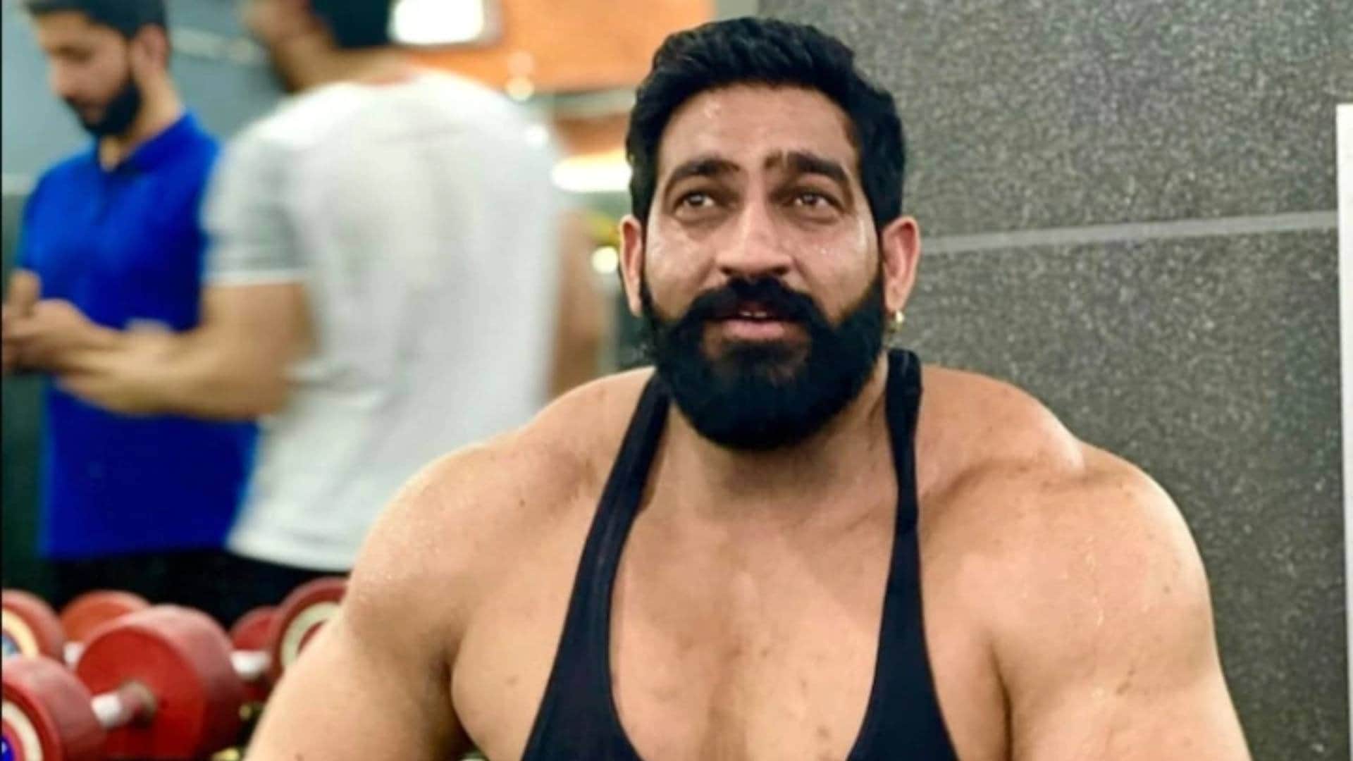 these youtubers had Faced Controversy Elvish Yadav Bobby Kataria Munawar Faruqui Gaurav Zone