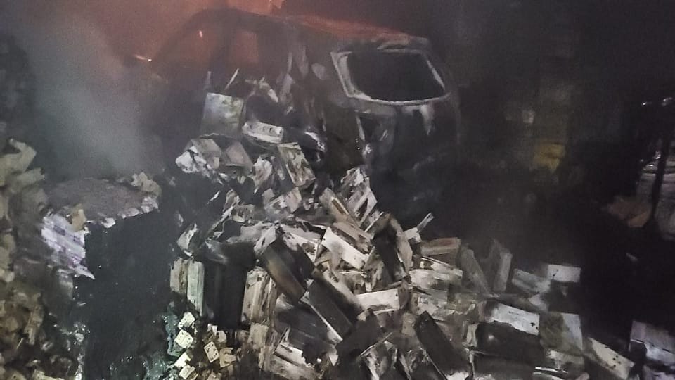 Fire breaks out in insulator factory in Khurja