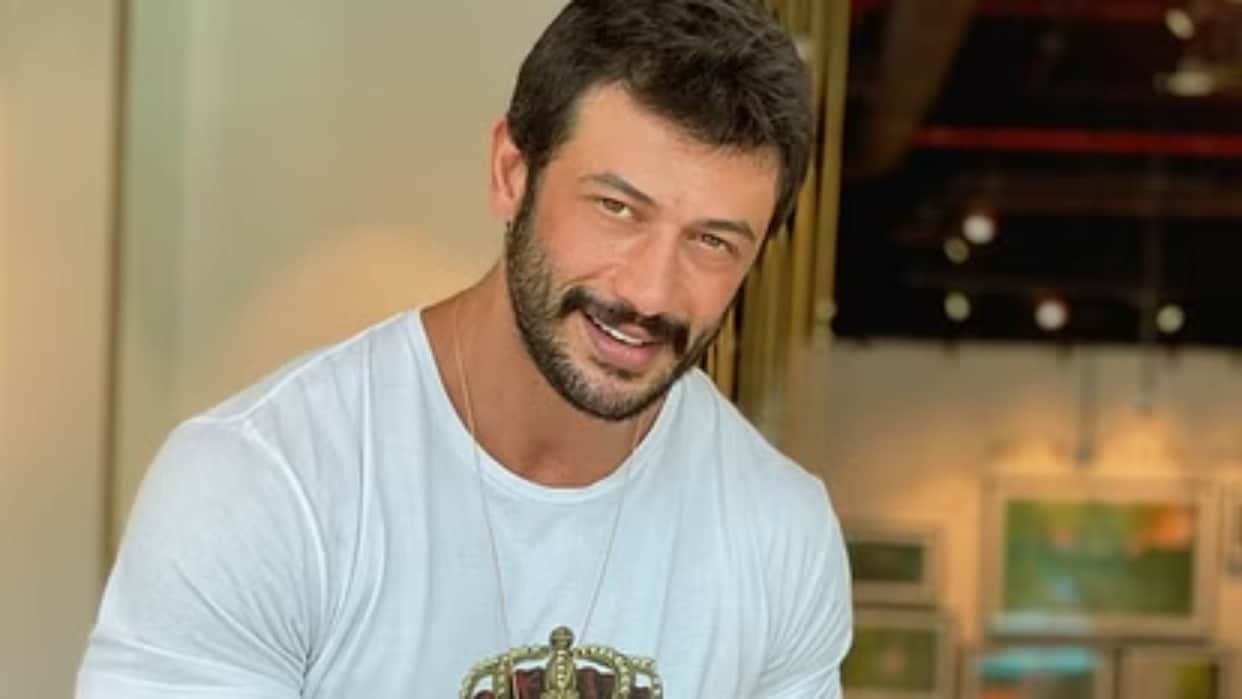 Jad Hadid says he has permission to cross the line on Temptation Island India see netizens reaction