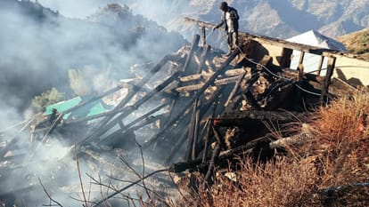 House gutted in fire in kullu Furniture Shop gutted in fire in kinnaur