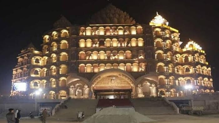 Swarveda Mahamandir Special Story of four thousand couplets written on walls