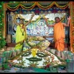 वृंदावन: श्रीधाम में अन्नकूट महोत्सव पर ठाकुरजी कोलकाता से आए गोपाल-भोग चावल भोग लगाया गया