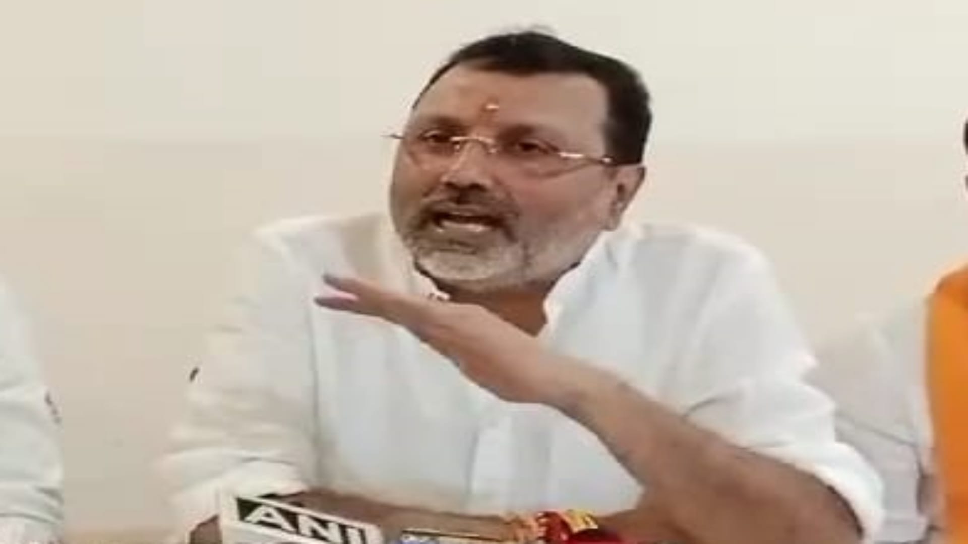 सांसद निशिकांत दुबे