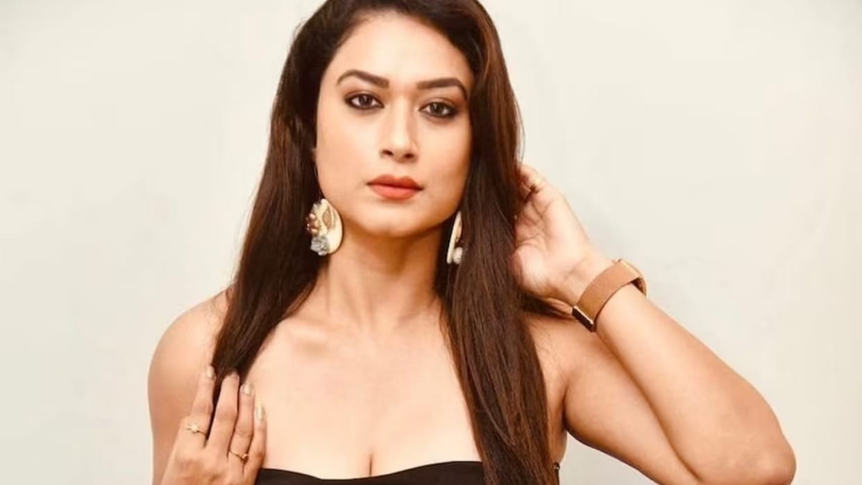 Kannada Bigg Boss 10 contestant tanisha kupanda fir registered over remark against bhovi community