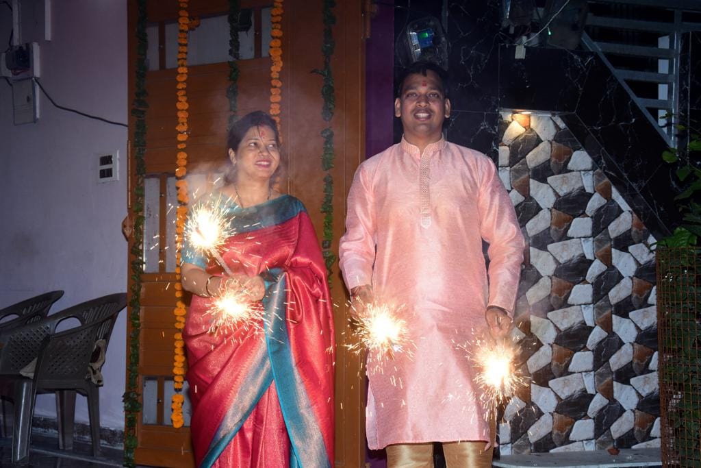 Baghpat: Diwali festival celebrated with enthusiasm, much pomp and show,