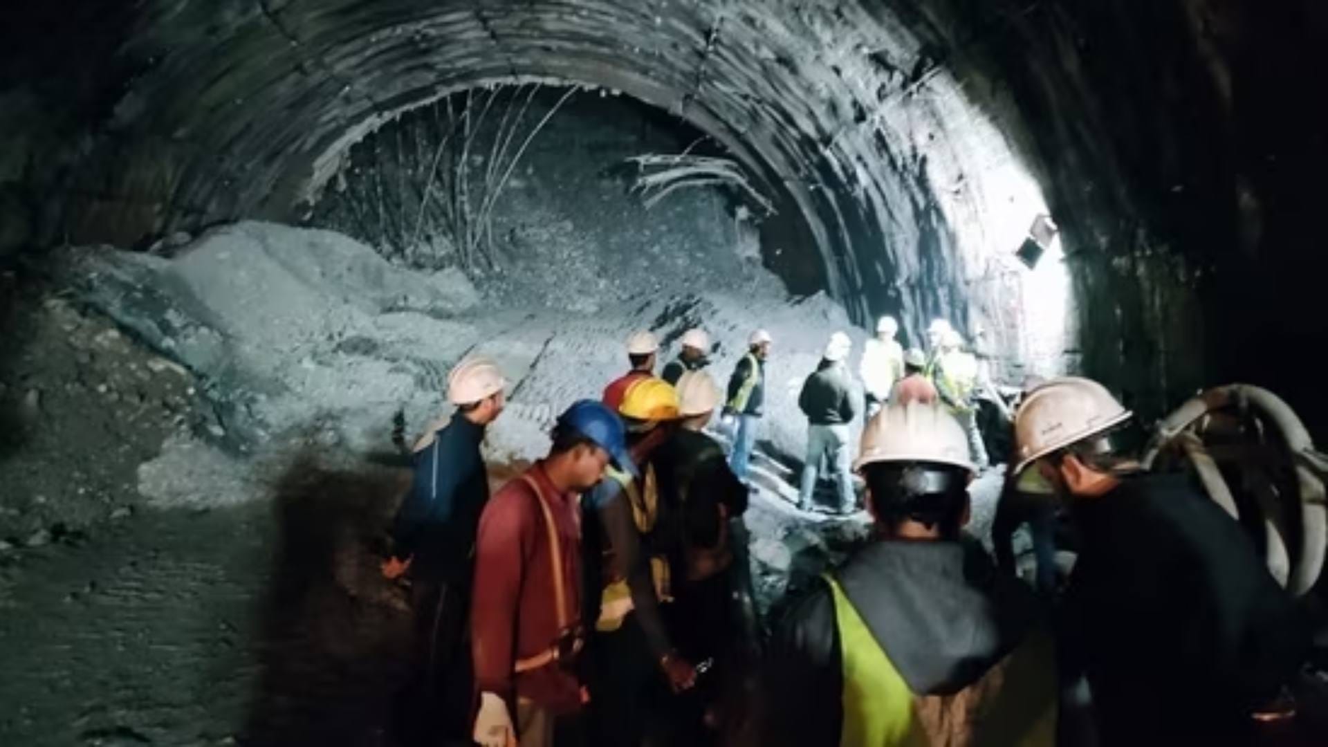 Uttarkashi Tunnel Collapse these films shows struggle to save lives Mission Raniganj Kaala Patthar