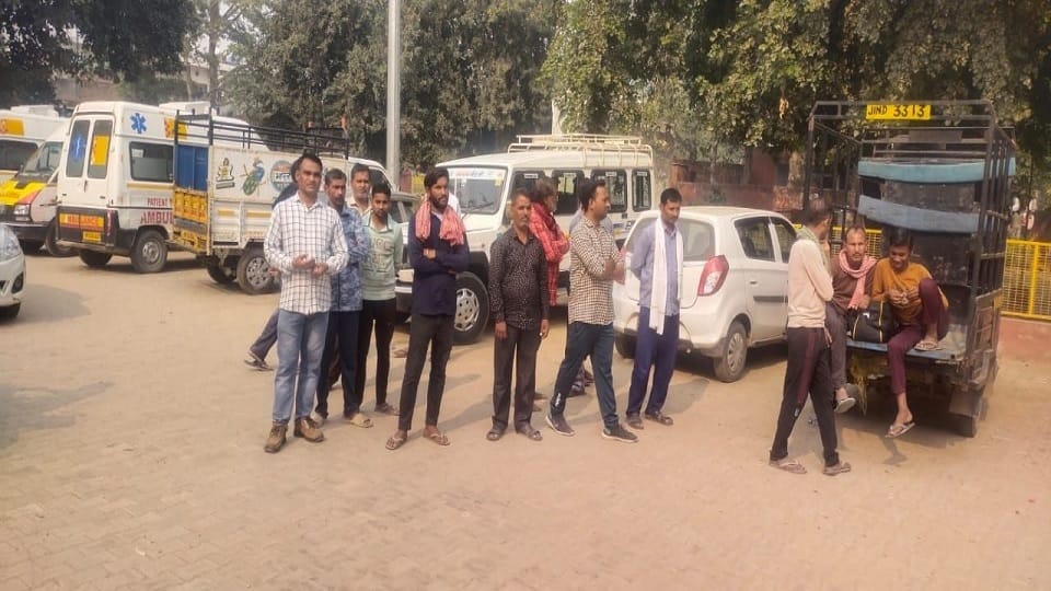 Tragic accident in Jind, Labourers crushed to death after wall of cattle dairy collapses in village Bishanpura