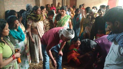Bihar News: Car went out of control and fell down from the bridge, youth died; seven injured, Nalanda News