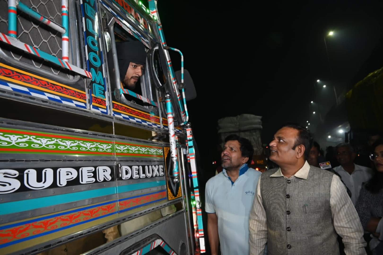 Delhi Pollution News Delhi Labour Minister claims diesel vehicles from outside entering city despite ban