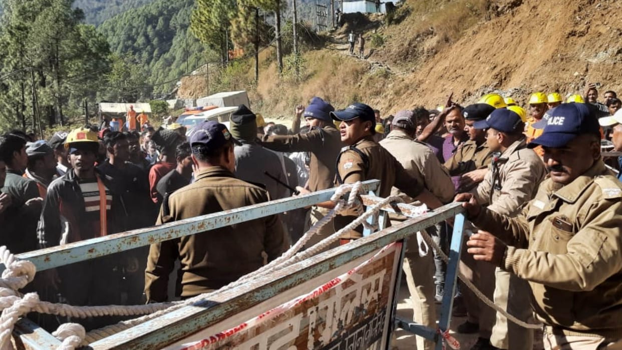 Uttarkashi Tunnel Collapse Nafees arrived from Udham Singh Nagar said I will take my brother