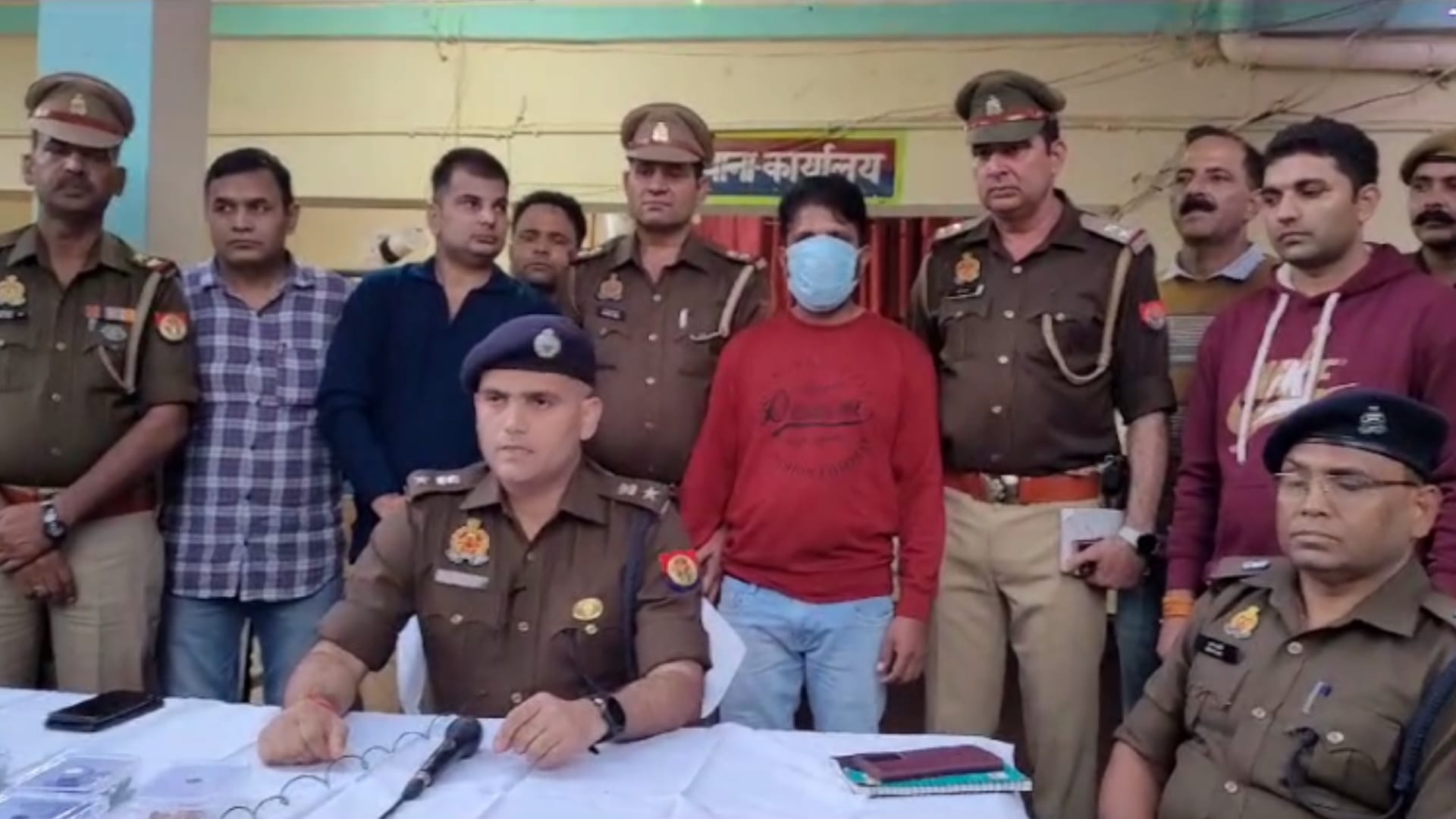 Bijnor: Story of robbery and rape created for the sake of debt-ridden lover, mobile revealed the truth