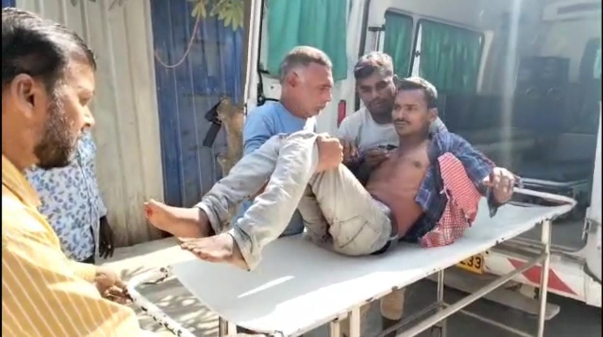 Bihar News : Bihar Police failed to stop crime in begusarai, Cousin shot dispute over land possession
