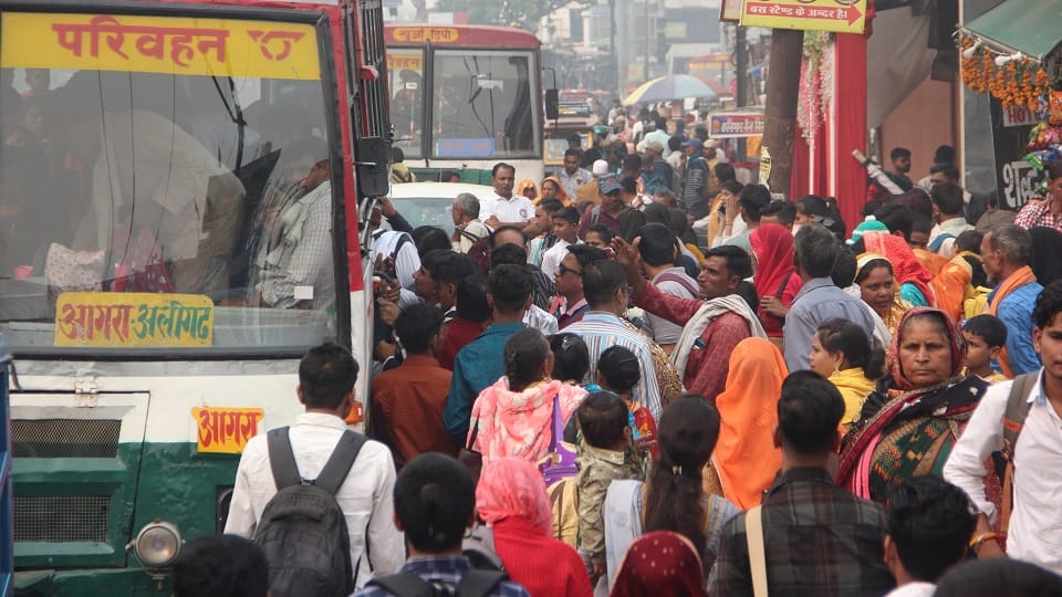 2.50 lakh passengers, faltered roadways bus service