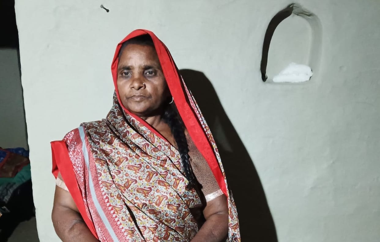 100 dates, 14 years of war and mother won sons fight, DM gave compensation of Rs 4.16 lakhs