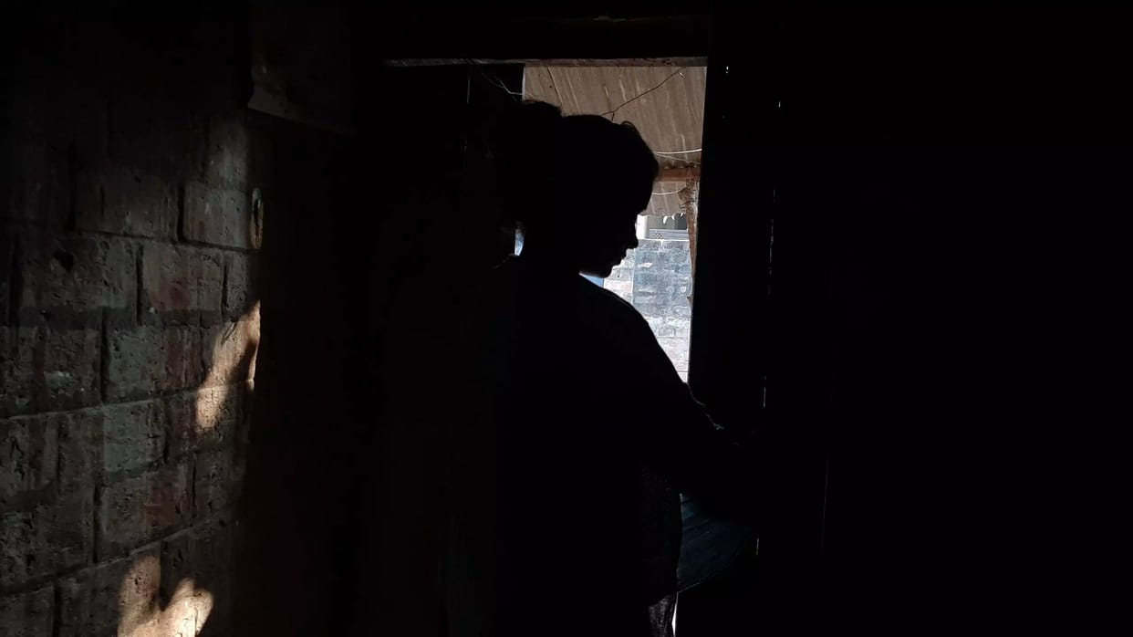 Kanpur Warden Scandal, There was a party on the day of Pareva, five people were present, the daughter had full