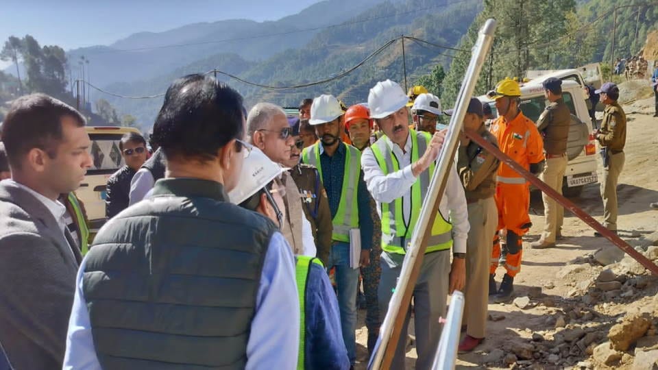 Uttarkashi Tunnel Rescue Union Minister of State VK Singh reached Silkyara took stock of relief and rescue wor