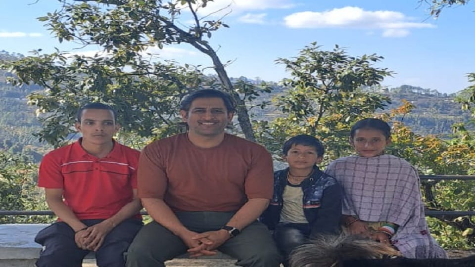 The village children told Dhoni that we too have to hit sixes and fours like you