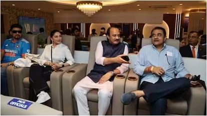 Madhuri Dixit: क्या माधुरी दीक्षित लड़ेंगी लोकसभा चुनाव? विश्व कप मैच के दौरान की तस्वीरों के बाद अटकलें तेज Madhuri Dixit contest Lok Sabha elections? Speculation intensifies after pictures taken during World Cup match