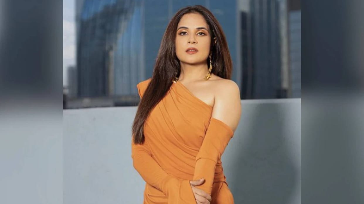 Richa Chadha revealed stuck at airport waiting for flight Fukrey actress  inform share a post