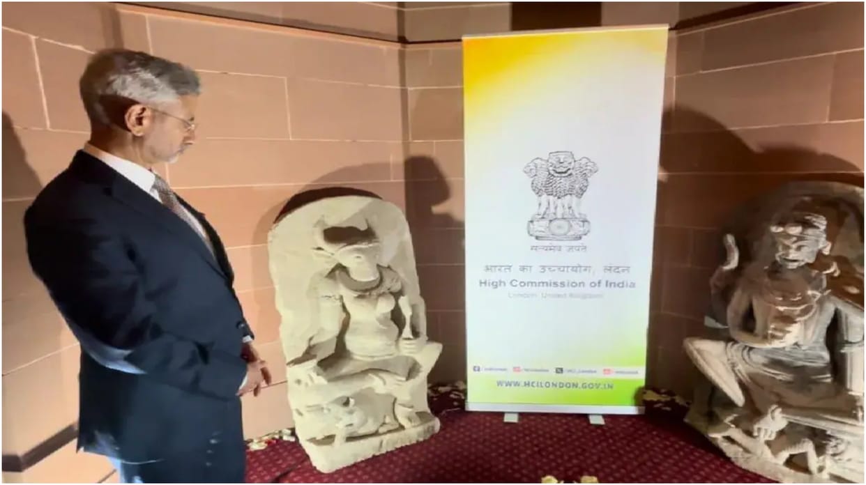 Jaishankar presides over repatriation of two stolen idols in UK