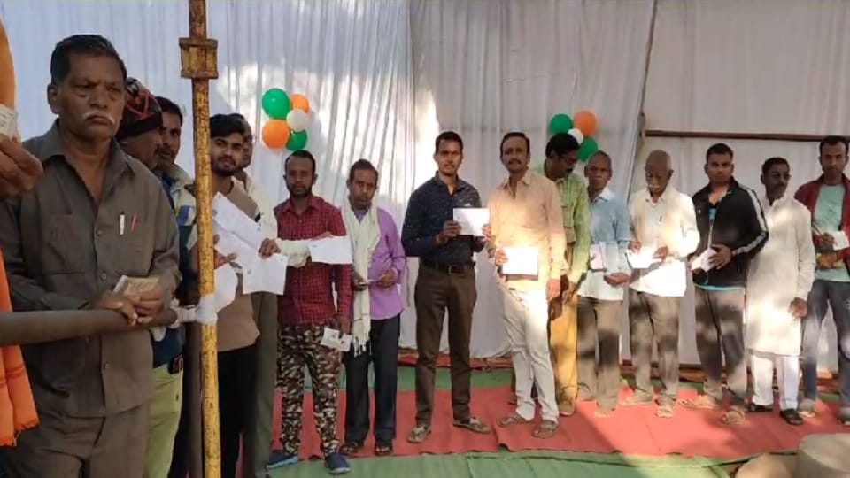 Chhattisgarh Election Phase 2 Youthful Enthusiasm for Voting Mirrored in Elderly Check Photos