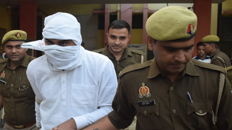 Moradabad: BJP leader Gajendra Chaudhary arrested for extortion from doctor, Lochab threatened