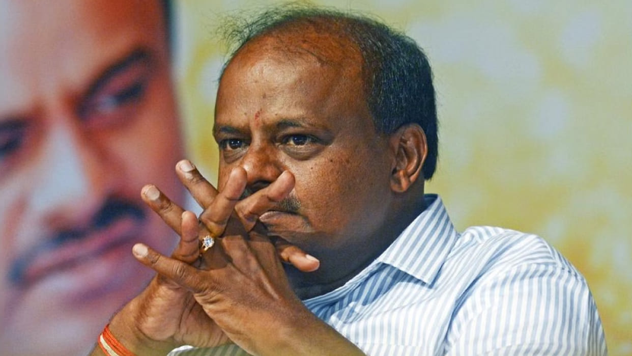 Former Karnataka CM Kumaraswamy pays Rs 68,526 fine for 'stealing power'