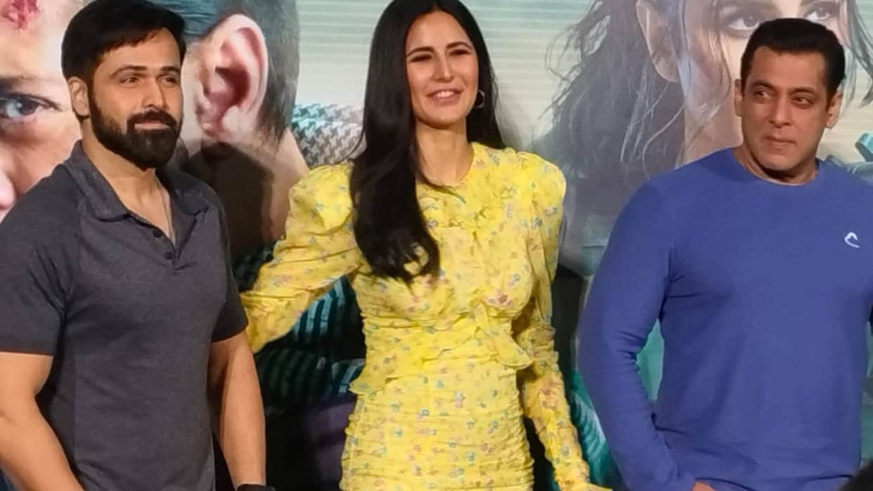 Tiger 3 special screening for Fans they dont watch katrina kaif emraan hashmi film despite Salman khan request